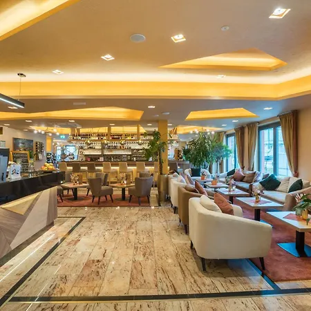 Western 4*