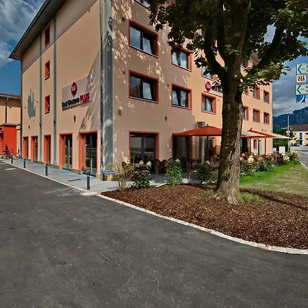 Western Szálloda 4*